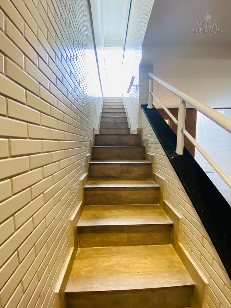 Sobrado à venda com 2 quartos, 130m² - Foto 1