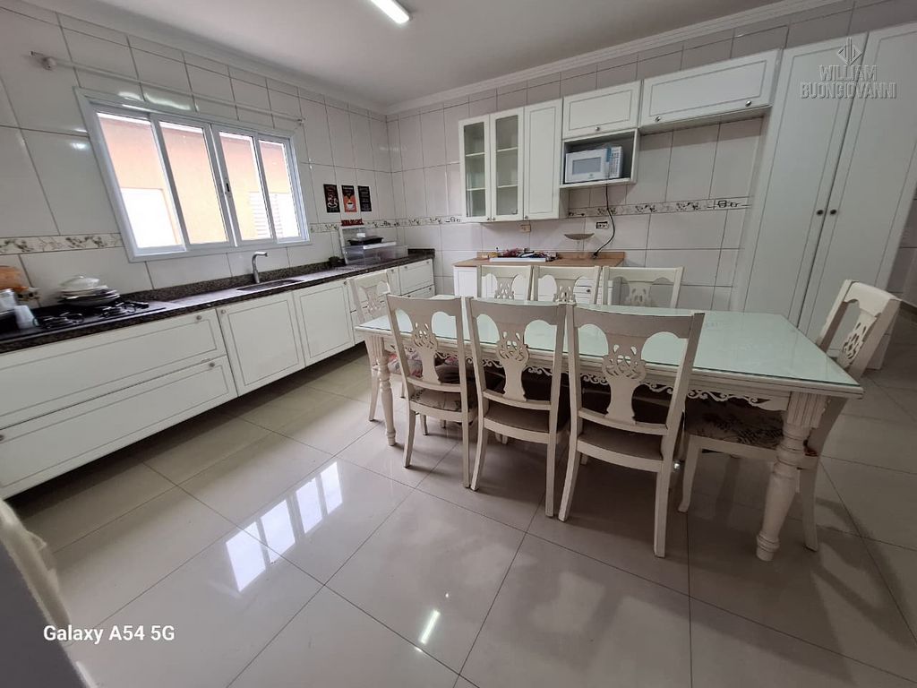 Casa, 4 quartos, 230 m² - Foto 20