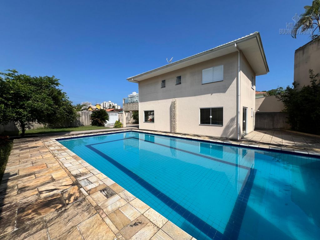 Sobrado, 4 quartos, 250 m² - Foto 1