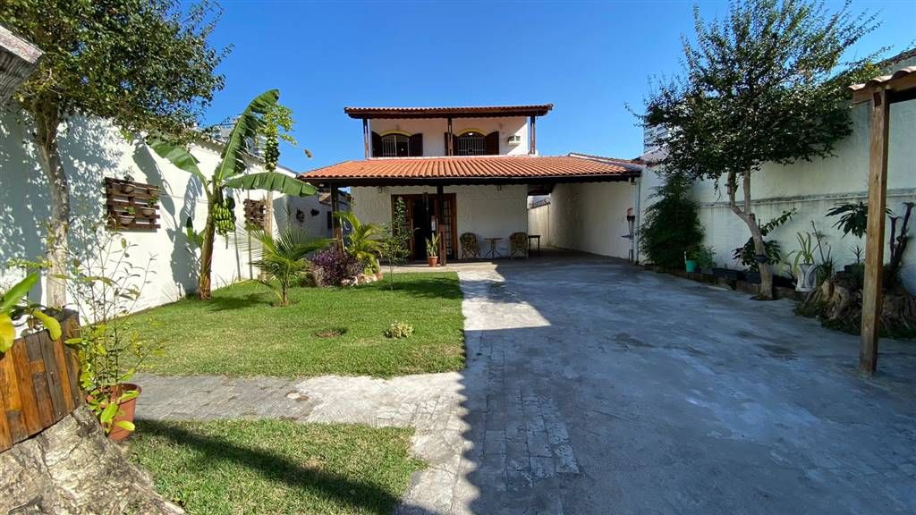 Casa, 5 quartos, 174 m² - Foto 2
