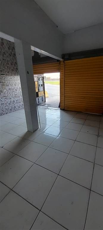 Casa à venda com 2 quartos, 154m² - Foto 3