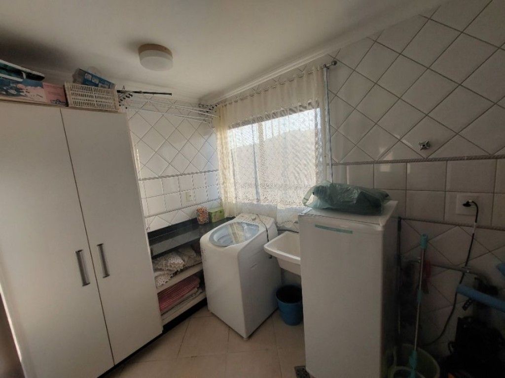 Apartamento, 3 quartos, 230 m² - Foto 11