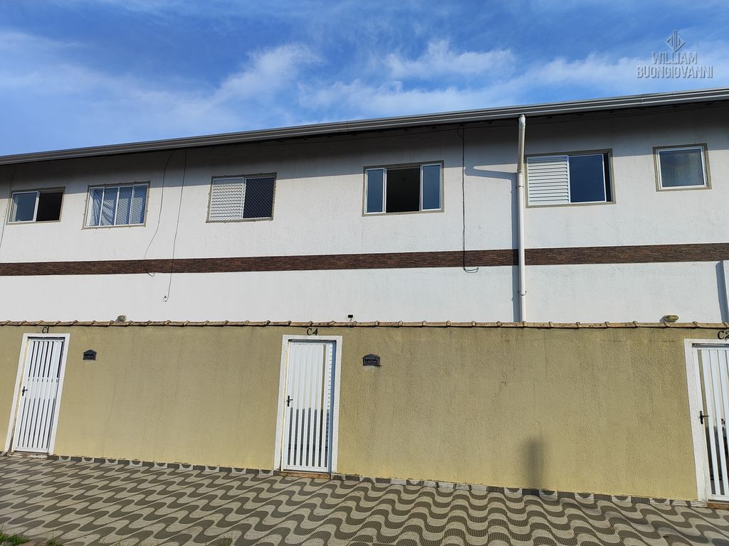 Casa à venda com 2 quartos, 54m² - Foto 2
