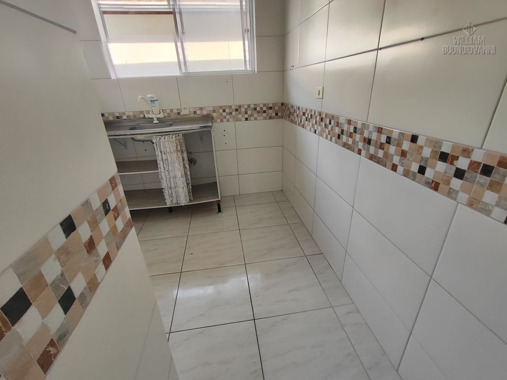 Casa à venda com 2 quartos, 54m² - Foto 13