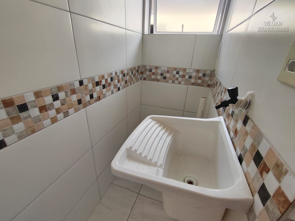 Casa à venda com 2 quartos, 54m² - Foto 17