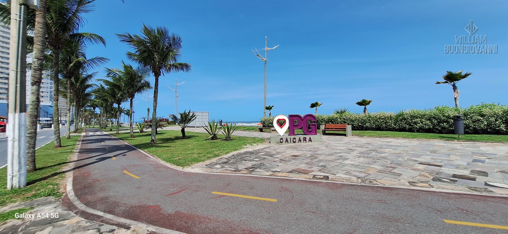 Casa, 4 quartos, 196 m² - Foto 1