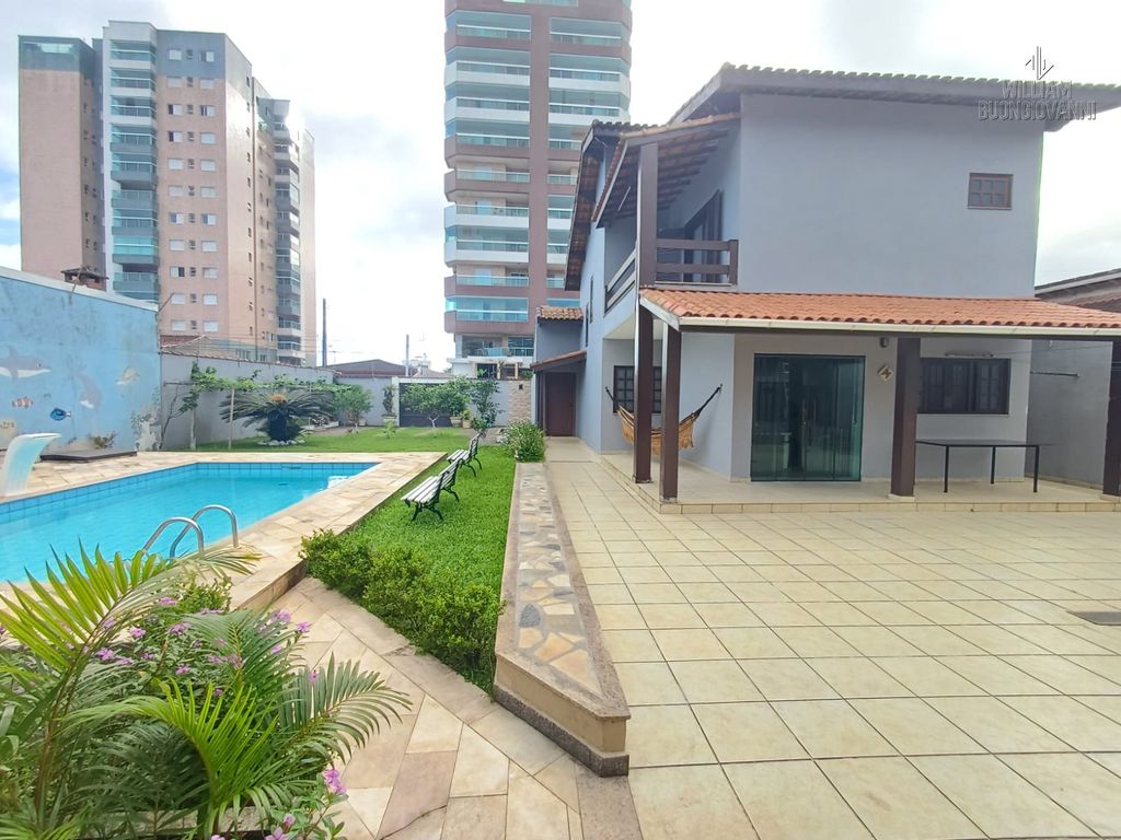 Casa, 3 quartos, 181 m² - Foto 2