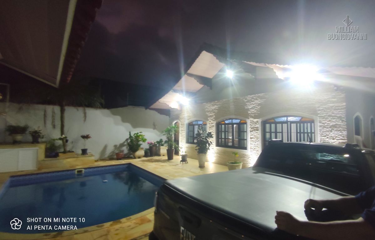 Casa, 4 quartos, 136 m² - Foto 2