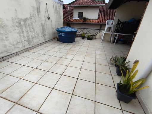 area gourmet com churrasqueira e lavabo