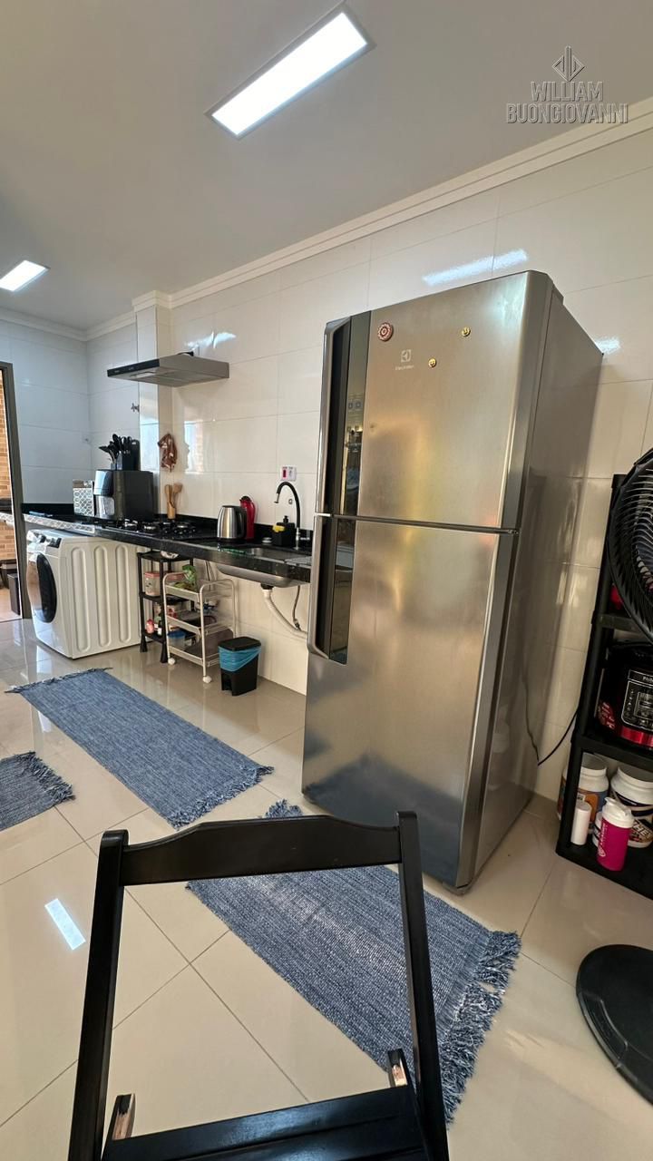 Apartamento para alugar com 2 quartos, 65m² - Foto 15