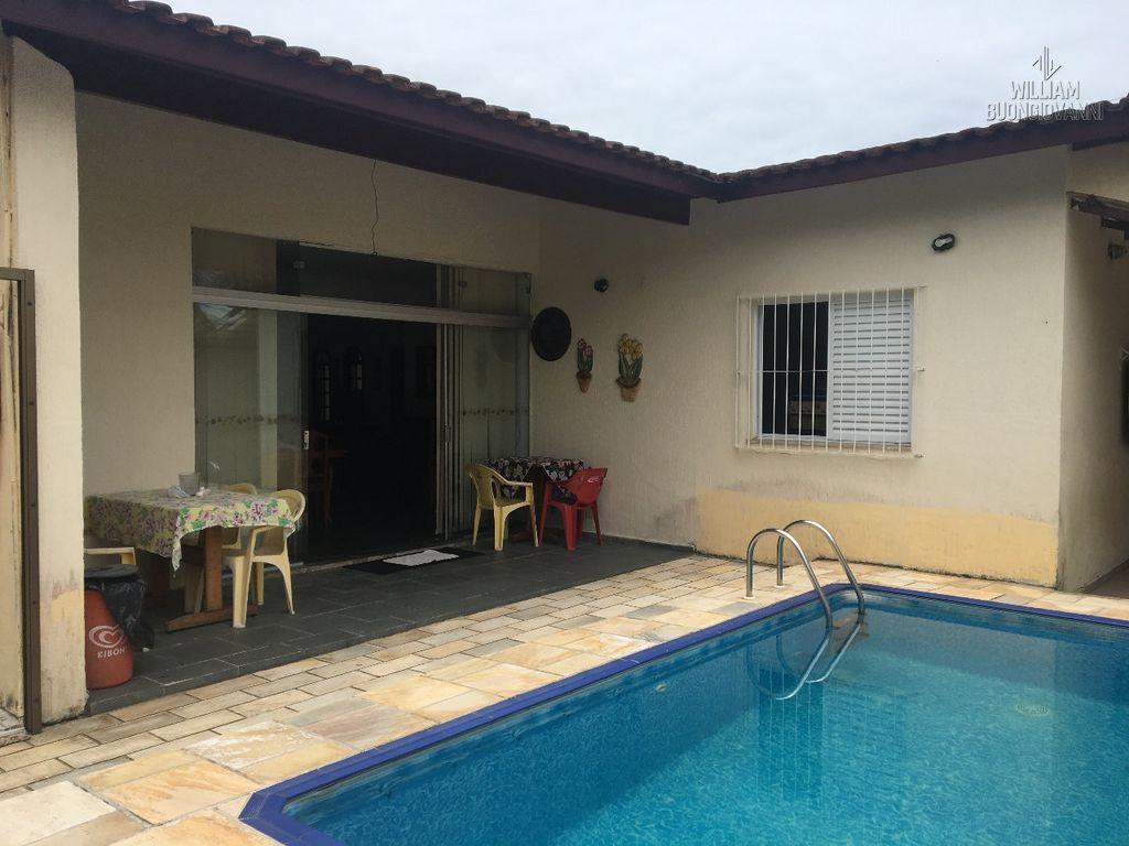 Casa, 5 quartos, 184 m² - Foto 1
