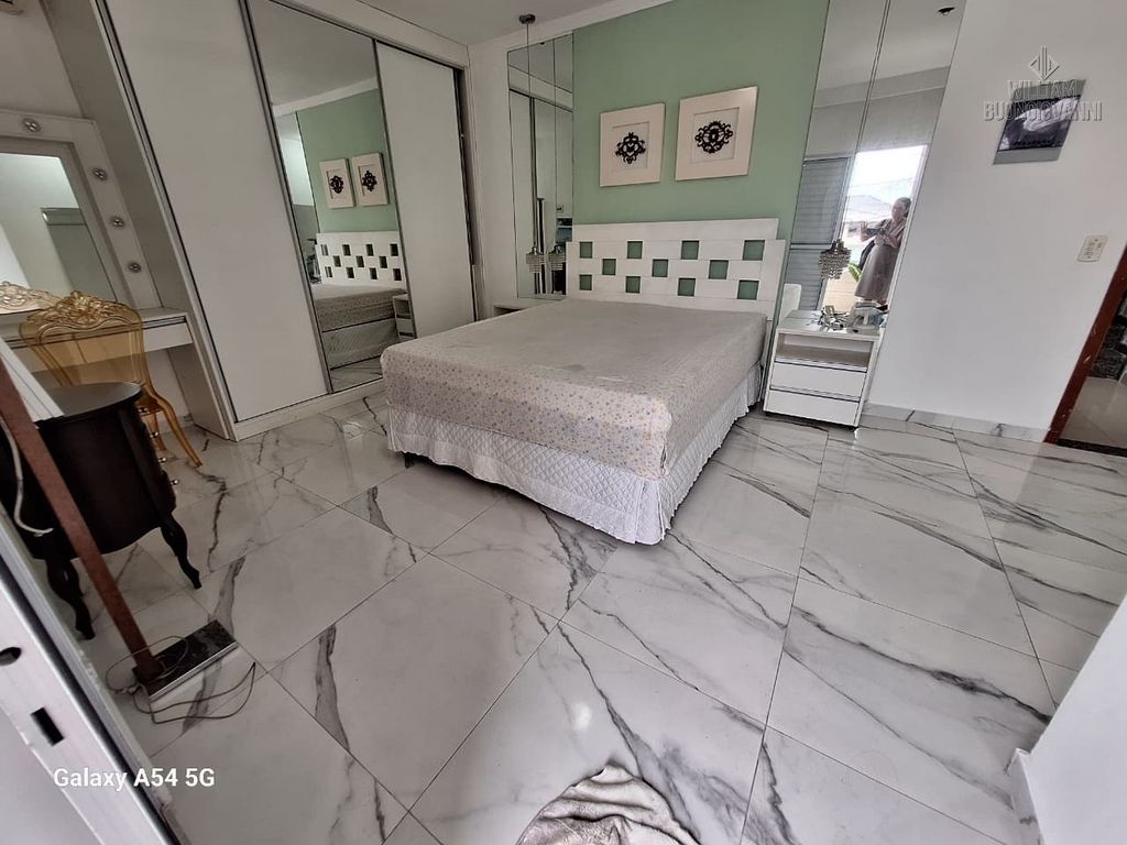 Casa, 4 quartos, 230 m² - Foto 32