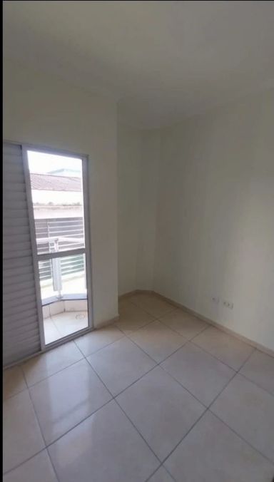 QUARTO 02 COM SACADA