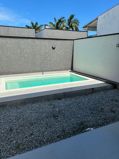piscina com deck