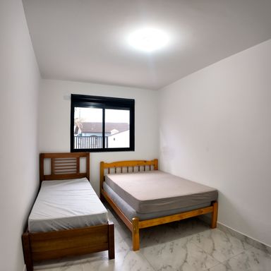 QUARTO FRENTE