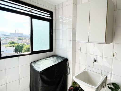 ÁREA DE SERVIÇO