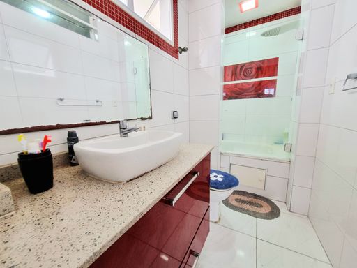 BANHEIRO SUITE