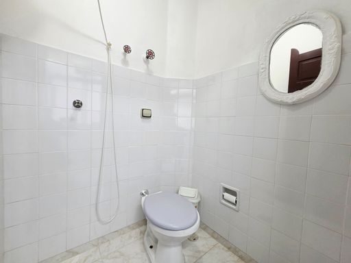 BANHEIRO DE SERVIÇO