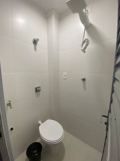 BANHEIRO DE SERVIÇOS