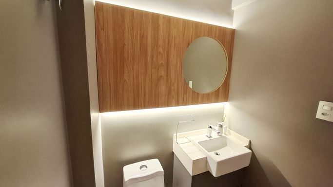 BANHEIRO DORM 2 (SUITE)