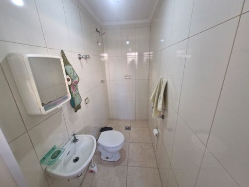 Banheiro de serviço