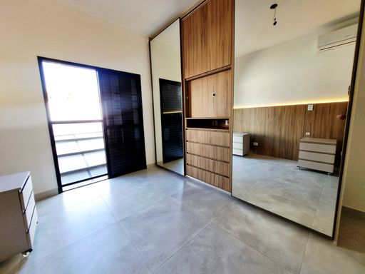 SUITE 1