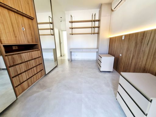 SUITE 1