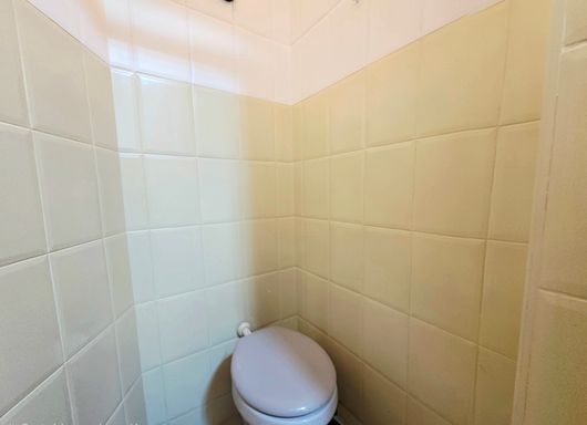 BANHEIRO DE SERVIÇO