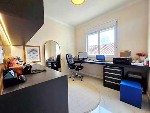 DORM 1