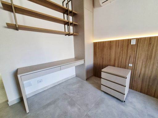 SUITE 1