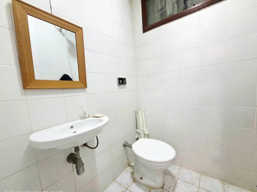 BANHEIRO DE SERVIÇO