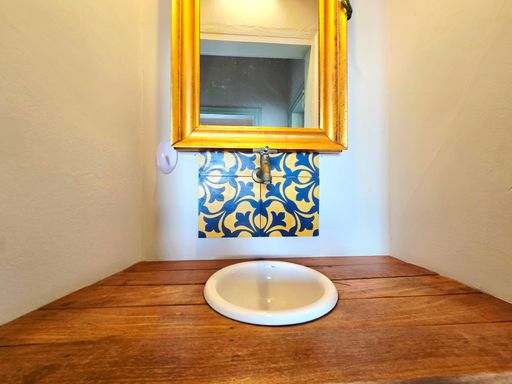 LAVABO