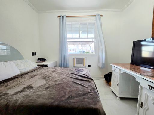 DORM 1