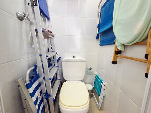 BANHEIRO DE SERVIÇO