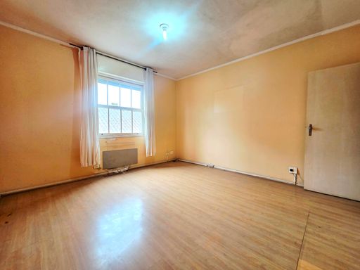 DORM 1