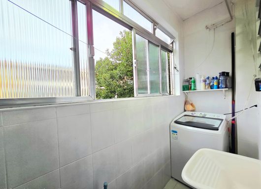 AREA DE SERVIÇO
