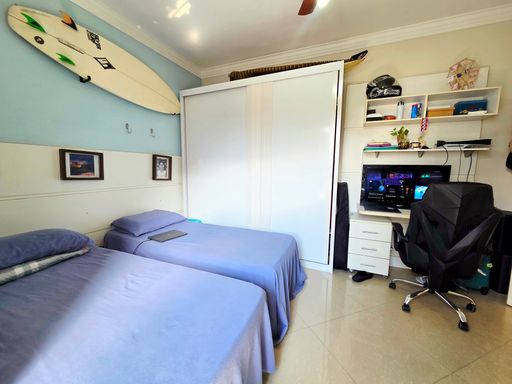 DORM 1