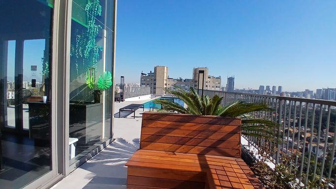 #StudioAltoDaBoaVista  
#EstúdioParaAlugarSP  
#AltoDaBoaVista  
#LocaçãoStudio  
#StudioComPiscina  
#CondomínioComLazer  
#PróximoMetro  
#MetroAltoDaBoaVista  
#EstúdioModerno  
#MoradiaSP  
#ApartamentoCompacto  
#StudioComVista  
#LazerCompleto  
#PiscinaAquecida  
#CondomínioPremium