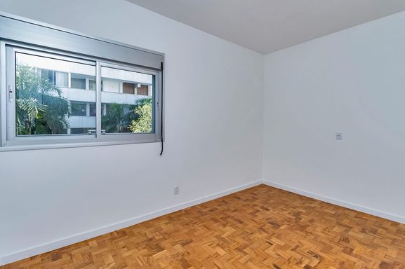 #DesignContemporâneo

#ArquiteturaDeLuxo

#Decorado

#VistaPanorâmica

#LocalizaçãoPrivilegiada

#CondomínioDeAltoPadrão

#ConfortoESofisticação

#ReformaDeLuxo

#ApartamentoEspaçoso

#InvestimentoImobiliário