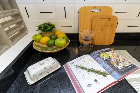 #DesignContemporâneo

#ArquiteturaDeLuxo

#Decorado

#VistaPanorâmica

#LocalizaçãoPrivilegiada

#CondomínioDeAltoPadrão

#ConfortoESofisticação

#ReformaDeLuxo

#ApartamentoEspaçoso

#InvestimentoImobiliário