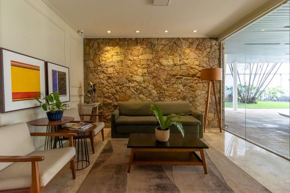 #ApartamentoModerno

#DesignContemporâneo

#AltoPadrão

#LuzNatural

#VistaLinda

#MorarBem

#ConfortoESofisticação

#InvestimentoSeguro

#ImóvelReformado