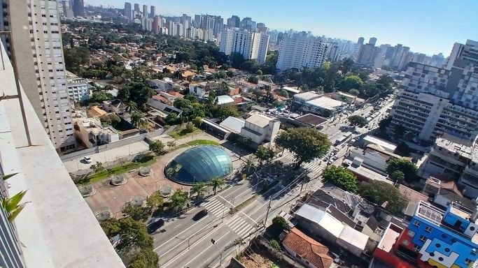 #StudioAltoDaBoaVista  
#EstúdioParaAlugarSP  
#AltoDaBoaVista  
#LocaçãoStudio  
#StudioComPiscina  
#CondomínioComLazer  
#PróximoMetro  
#MetroAltoDaBoaVista  
#EstúdioModerno  
#MoradiaSP  
#ApartamentoCompacto  
#StudioComVista  
#LazerCompleto  
#PiscinaAquecida  
#CondomínioPremium