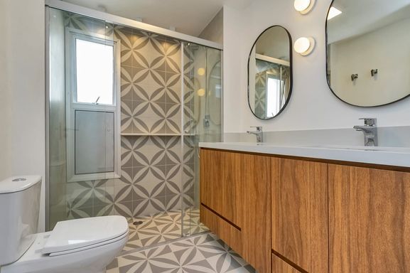 #ApartamentoModerno

#DesignContemporâneo

#AltoPadrão

#LuzNatural

#VistaLinda

#MorarBem

#ConfortoESofisticação

#InvestimentoSeguro

#ImóvelReformado