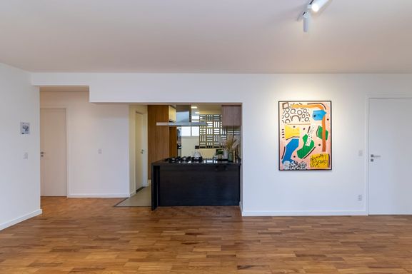 #DesignContemporâneo

#ArquiteturaDeLuxo

#Decorado

#VistaPanorâmica

#LocalizaçãoPrivilegiada

#CondomínioDeAltoPadrão

#ConfortoESofisticação

#ReformaDeLuxo

#ApartamentoEspaçoso

#InvestimentoImobiliário