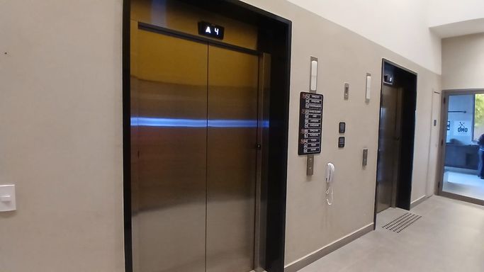 #StudioAltoDaBoaVista  
#EstúdioParaAlugarSP  
#AltoDaBoaVista  
#LocaçãoStudio  
#StudioComPiscina  
#CondomínioComLazer  
#PróximoMetro  
#MetroAltoDaBoaVista  
#EstúdioModerno  
#MoradiaSP  
#ApartamentoCompacto  
#StudioComVista  
#LazerCompleto  
#PiscinaAquecida  
#CondomínioPremium