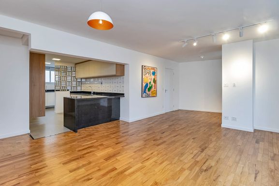 #DesignContemporâneo

#ArquiteturaDeLuxo

#Decorado

#VistaPanorâmica

#LocalizaçãoPrivilegiada

#CondomínioDeAltoPadrão

#ConfortoESofisticação

#ReformaDeLuxo

#ApartamentoEspaçoso

#InvestimentoImobiliário