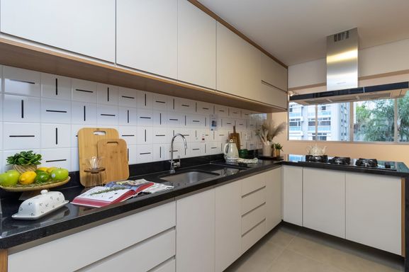 #DesignContemporâneo

#ArquiteturaDeLuxo

#Decorado

#VistaPanorâmica

#LocalizaçãoPrivilegiada

#CondomínioDeAltoPadrão

#ConfortoESofisticação

#ReformaDeLuxo

#ApartamentoEspaçoso

#InvestimentoImobiliário