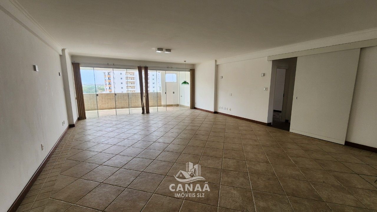 Apartamento à venda com 3 quartos, 168m² - Foto 1