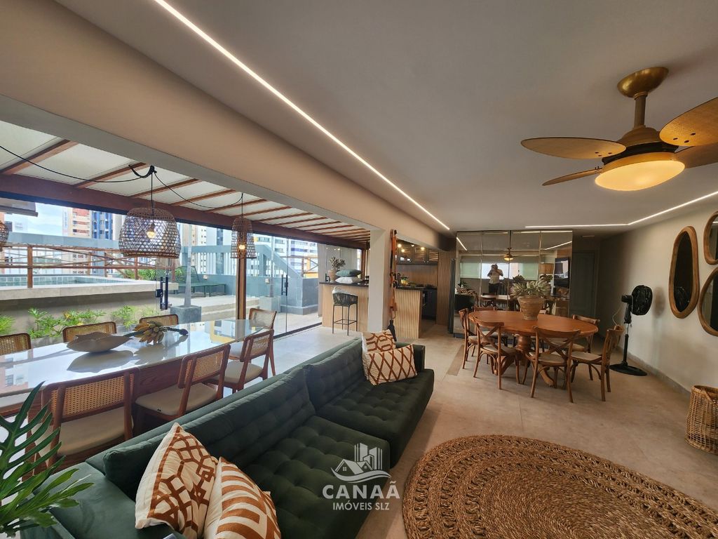 Cobertura, 3 quartos, 224 m² - Foto 2