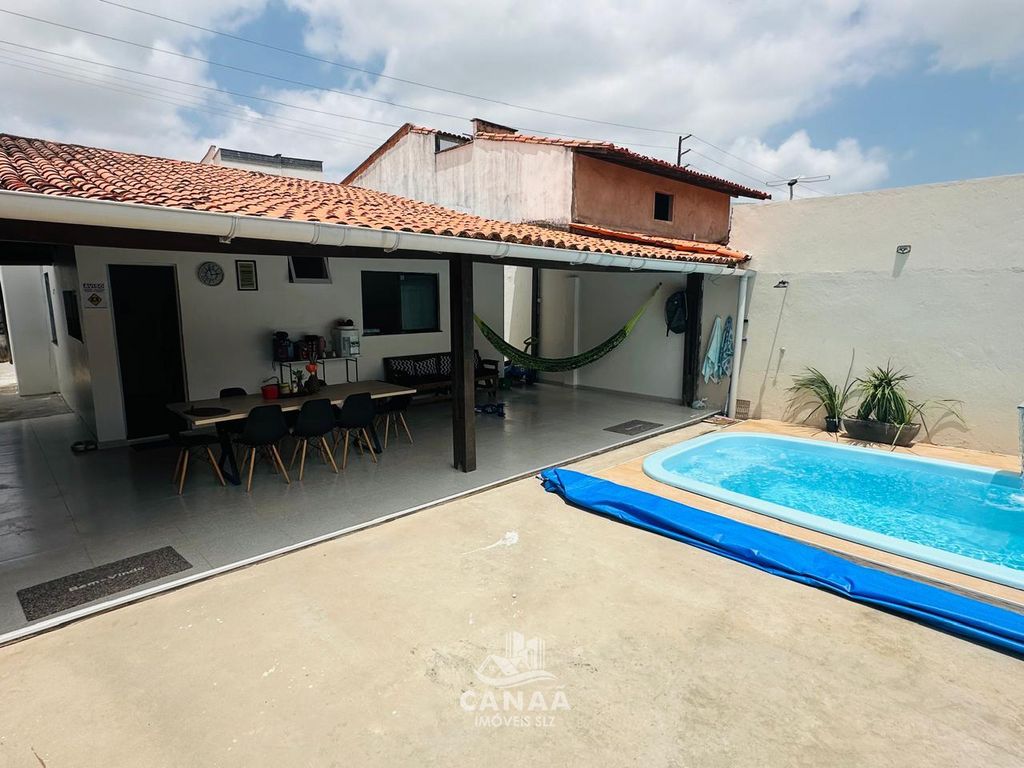 Casa, 3 quartos, 289 m² - Foto 1